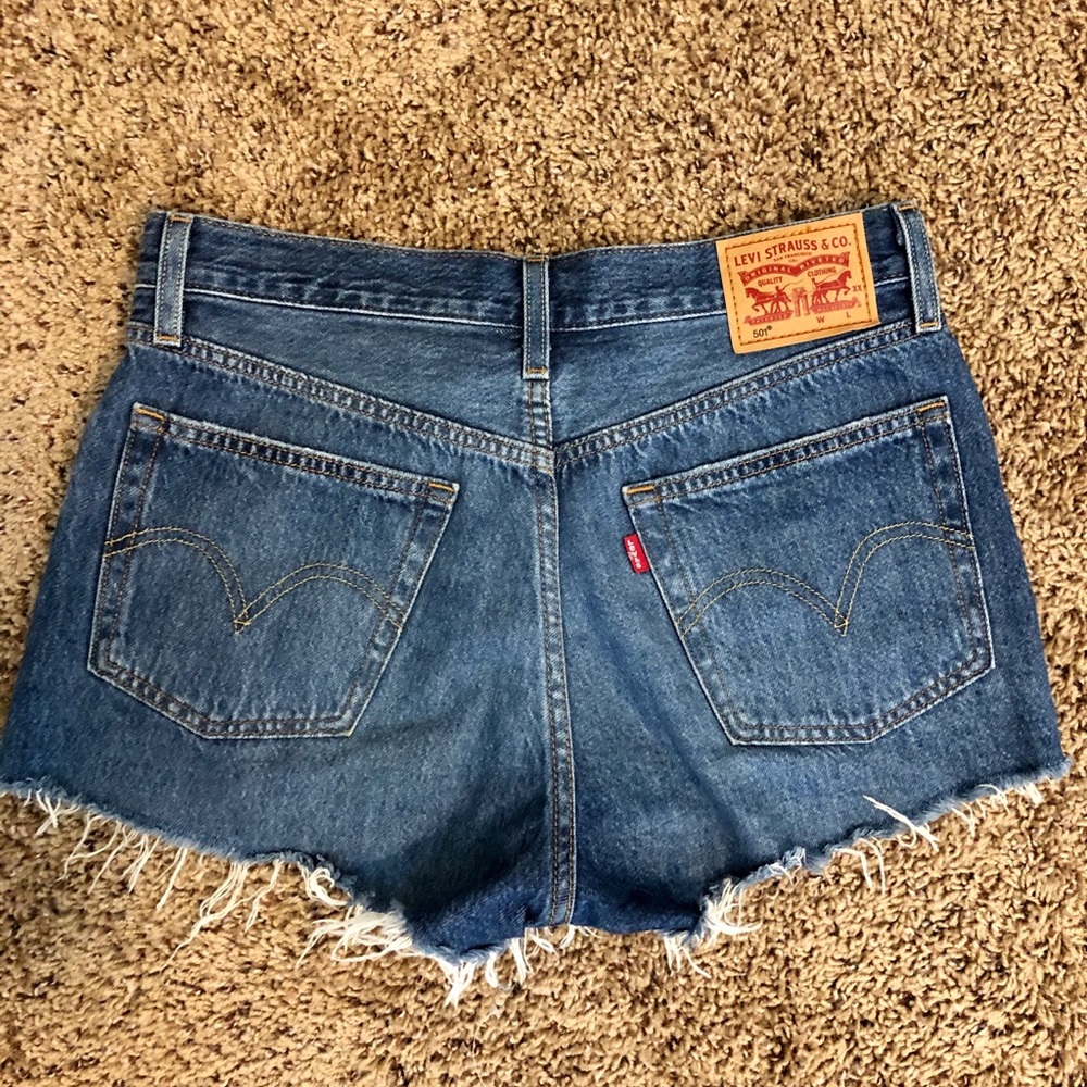 LEVIS 501 denim shorts